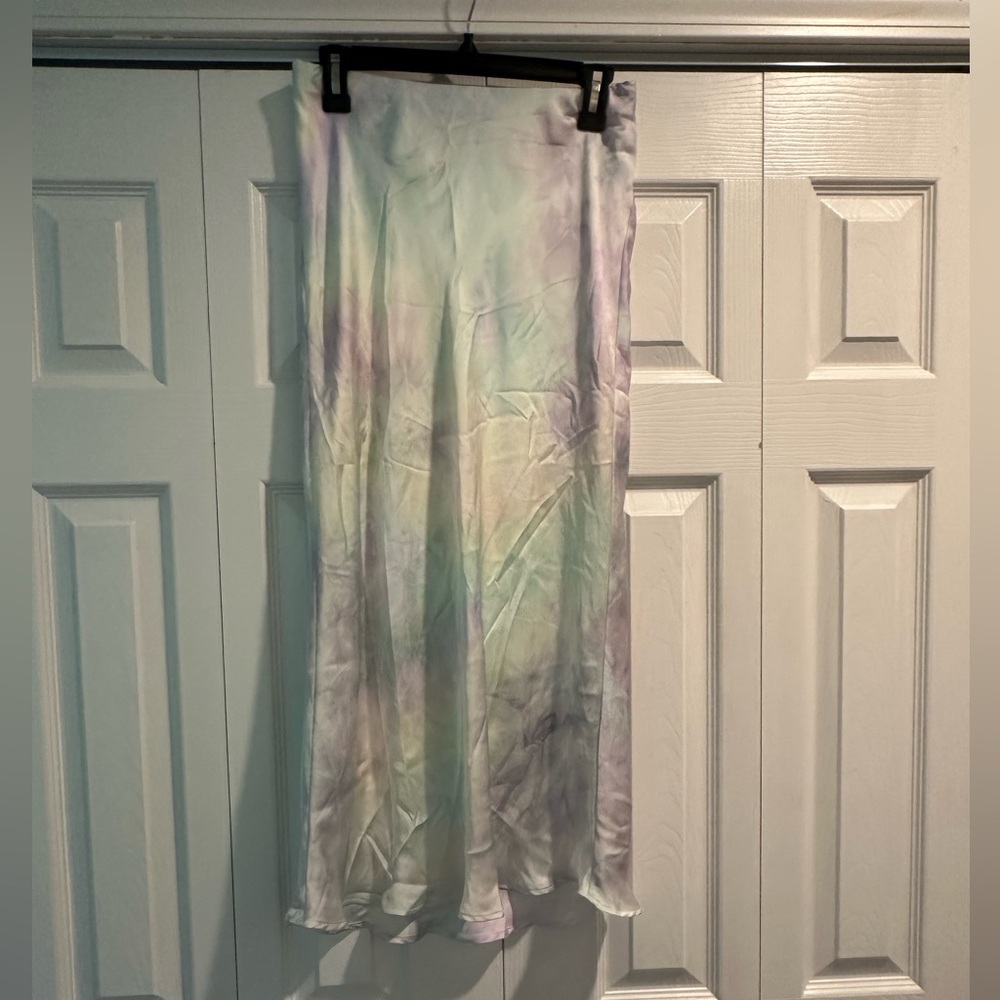 Altar’d State green/purple tie-dye skirt